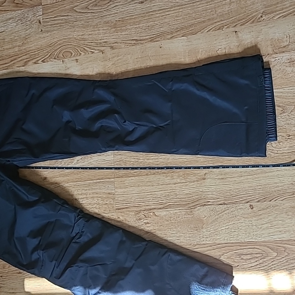 Roxy Women's Black Snow Pants - Picture 12 of 13